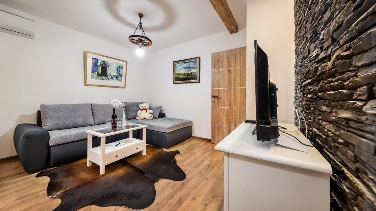 Apartment Krajinovic ザグレブ エクステリア 写真