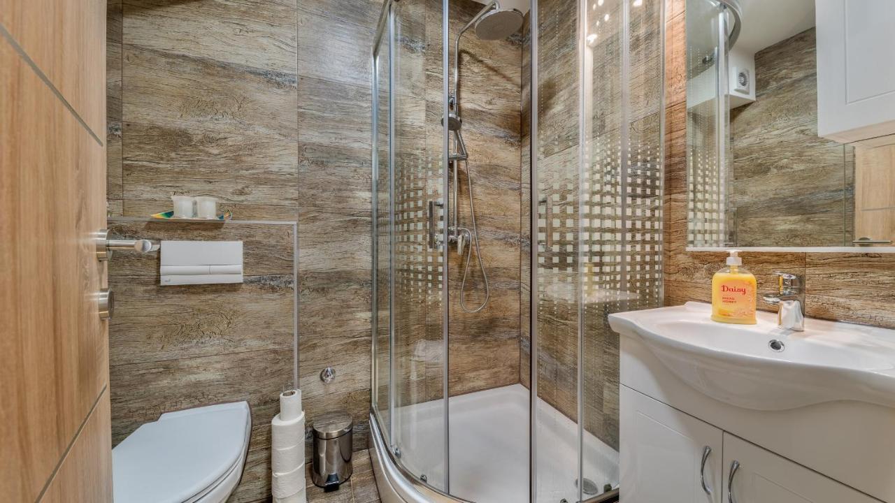 Apartment Krajinovic ザグレブ エクステリア 写真